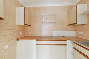 KITCHEN- click for photo gallery